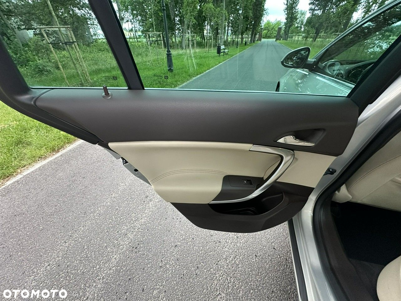 Opel Insignia - 21