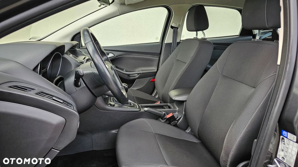 Ford Focus 1.6 Trend - 13