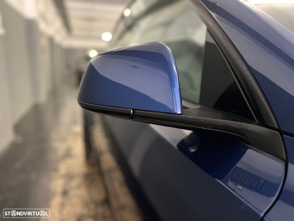 Tesla Model Y Performance Tração Integral - 31