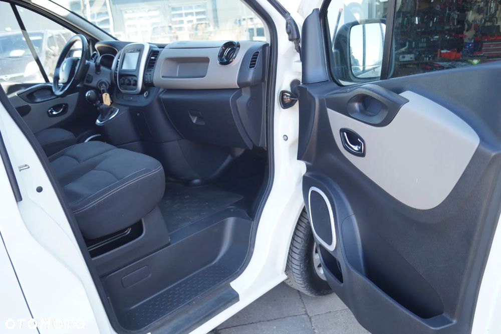 Renault Trafic - 19
