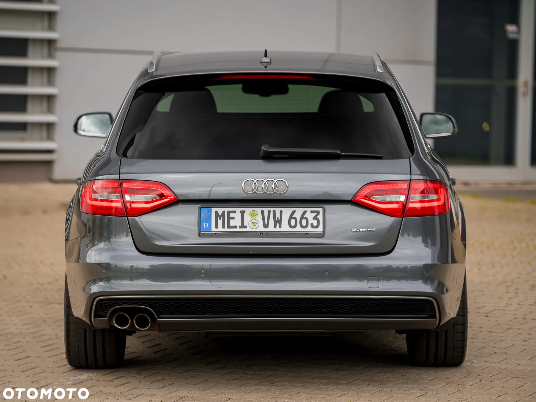 Audi A4 Avant 2.0 TDI DPF quattro S tronic S line Sportpaket - 7