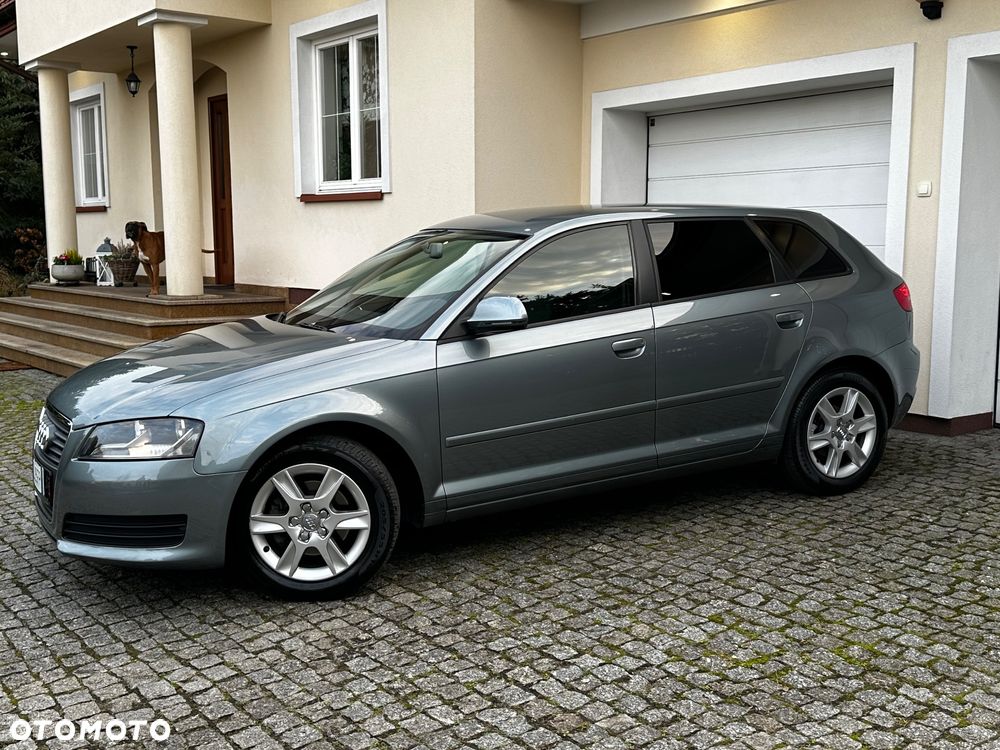 Audi A3 Sportback 1.8 TFSI Attraction - 4