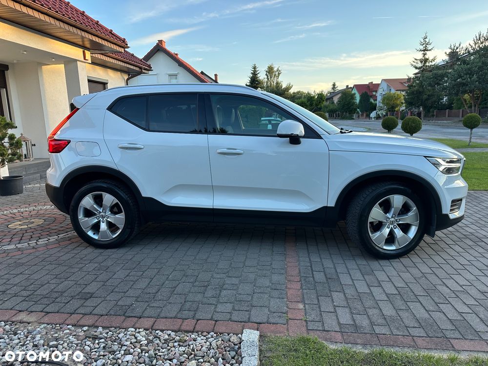 Volvo XC 40 T3 Geartronic Momentum - 22