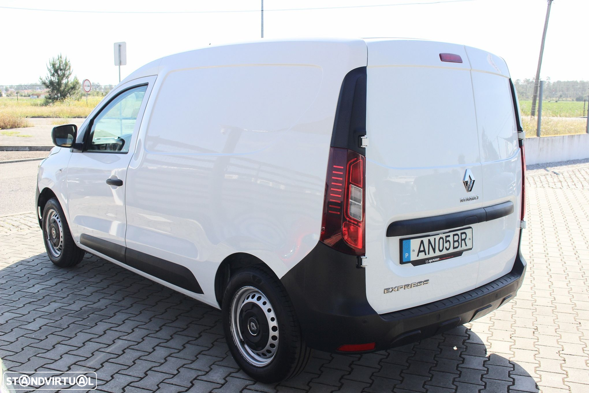 Renault Express 1.5 Blue dCi Confort - 12