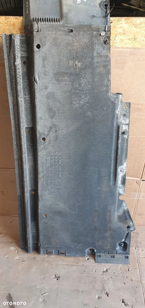 Osłona płyta podwozia prawa Audi A4 B8 8K0825208H - 5