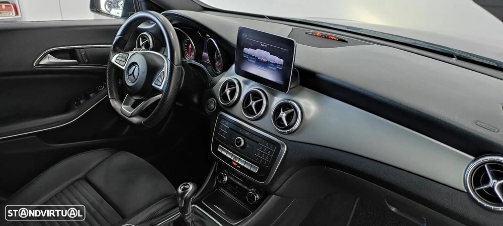 Mercedes-Benz CLA 180 d Shooting Brake AMG Line - 8
