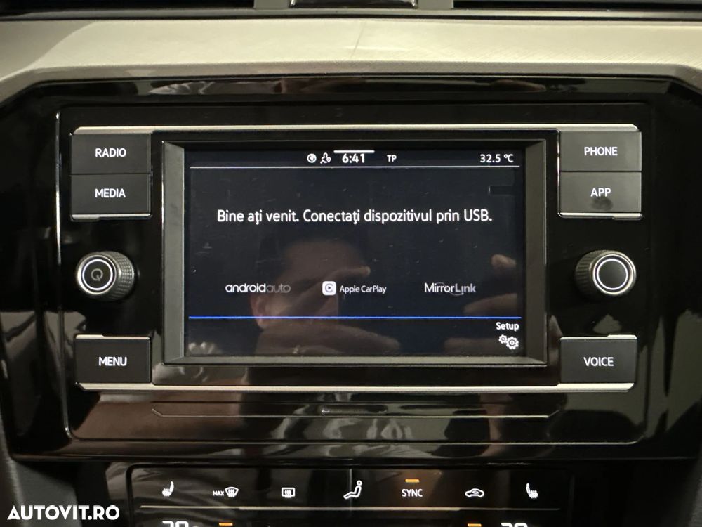 Volkswagen Passat - 21