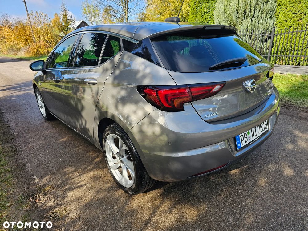 Opel Astra 1.4 Turbo 120 Jahre - 39