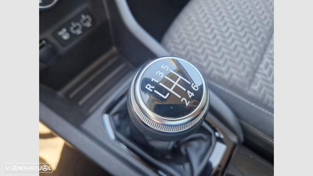 Renault Clio 1.0 TCe Limited Bi-Fuel - 20