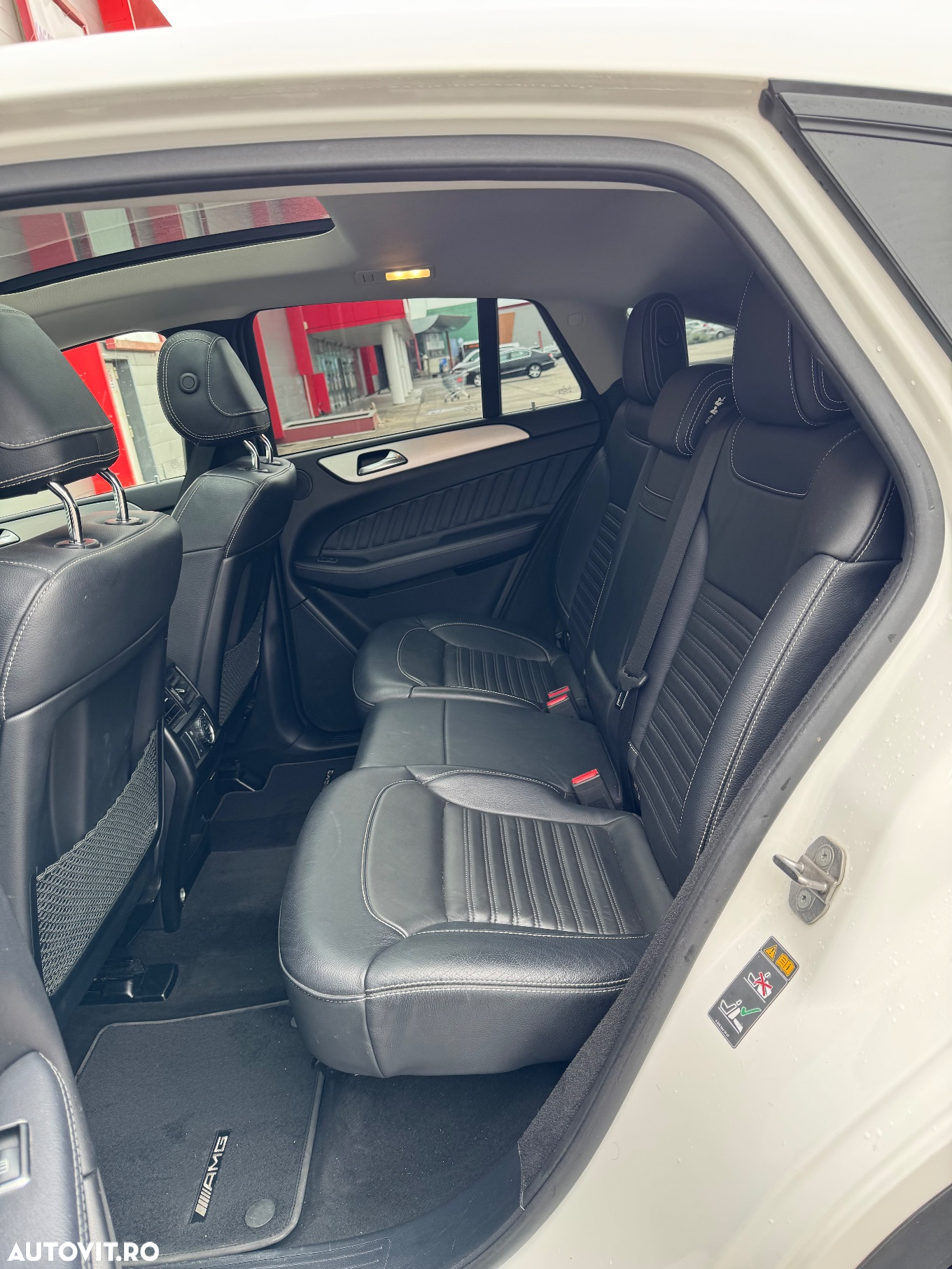 Mercedes-Benz GLE 350 d 4MATIC - 23