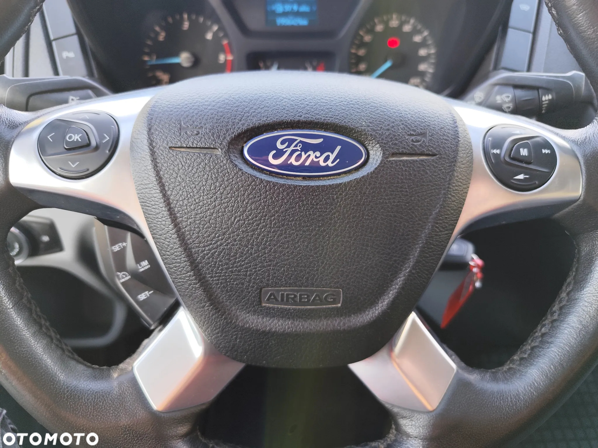 Ford Transit - 18