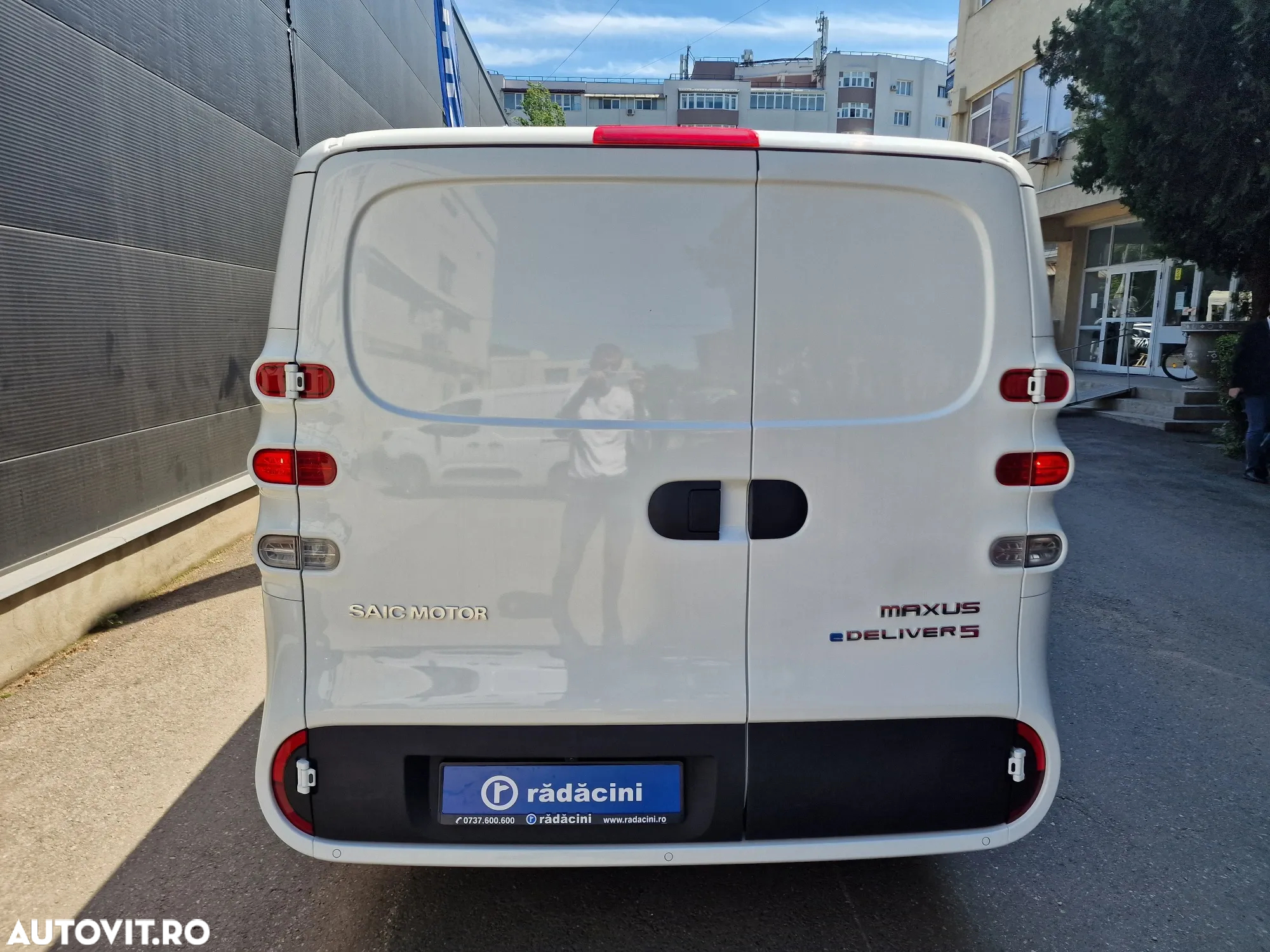 Maxus eDeliver 5 - 6