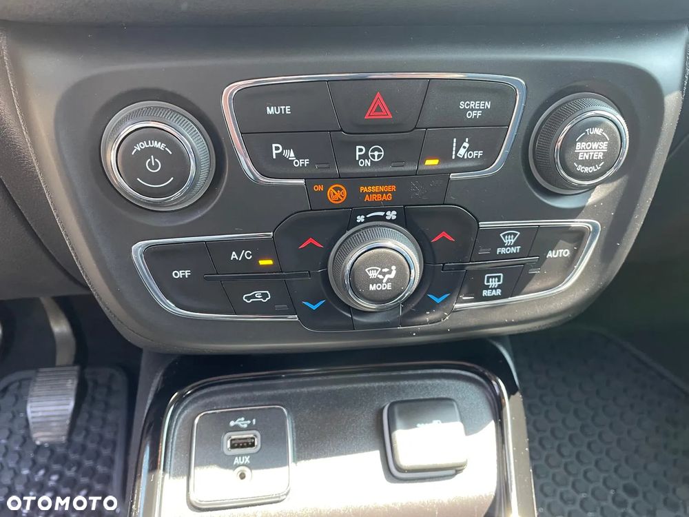 Jeep Compass 1.4 TMair Limited FWD S&S - 10