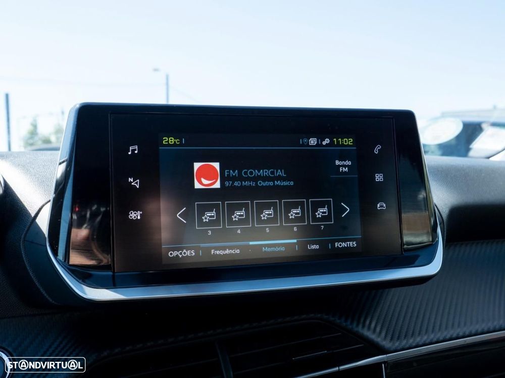 Peugeot e-2008 50 kWh Active - 33
