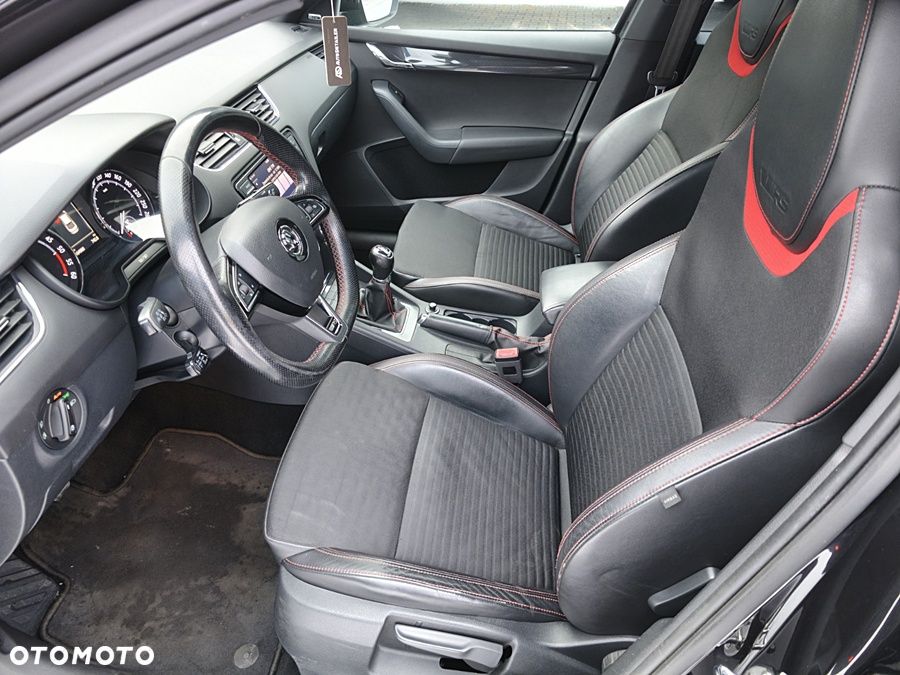 Skoda Octavia 2.0 TDI RS - 16