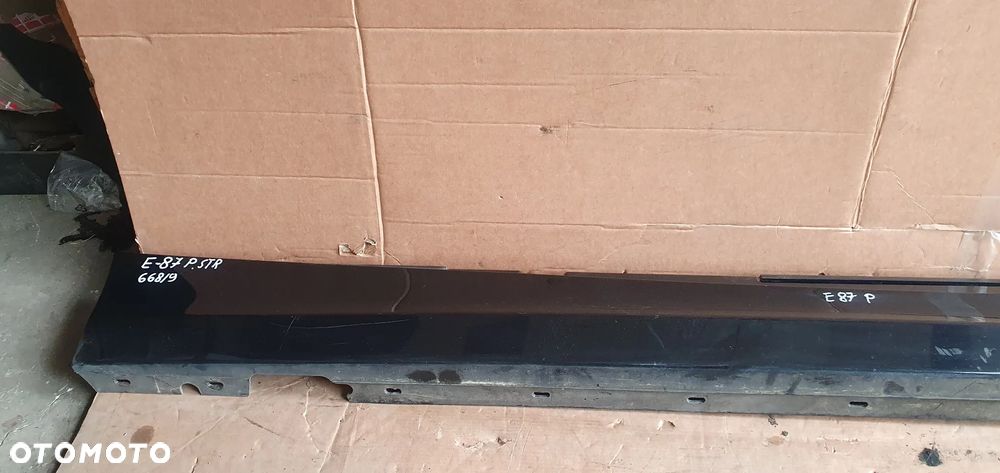 Listwa progowa prawa BMW I E87 668/9 7184354 - 6
