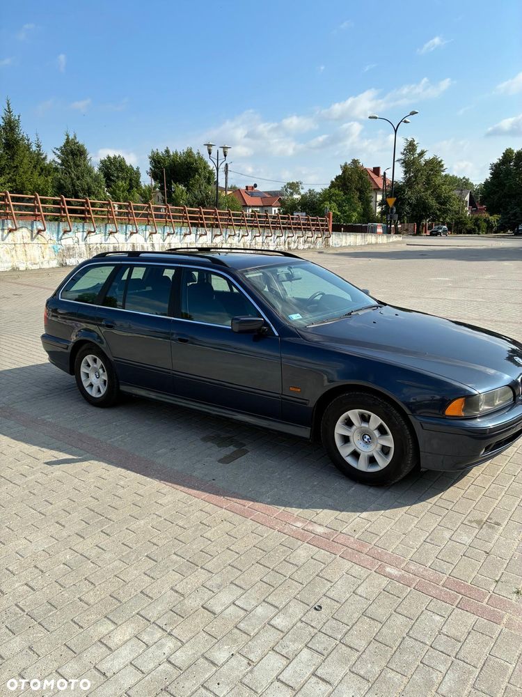 BMW Seria 5 525i - 3