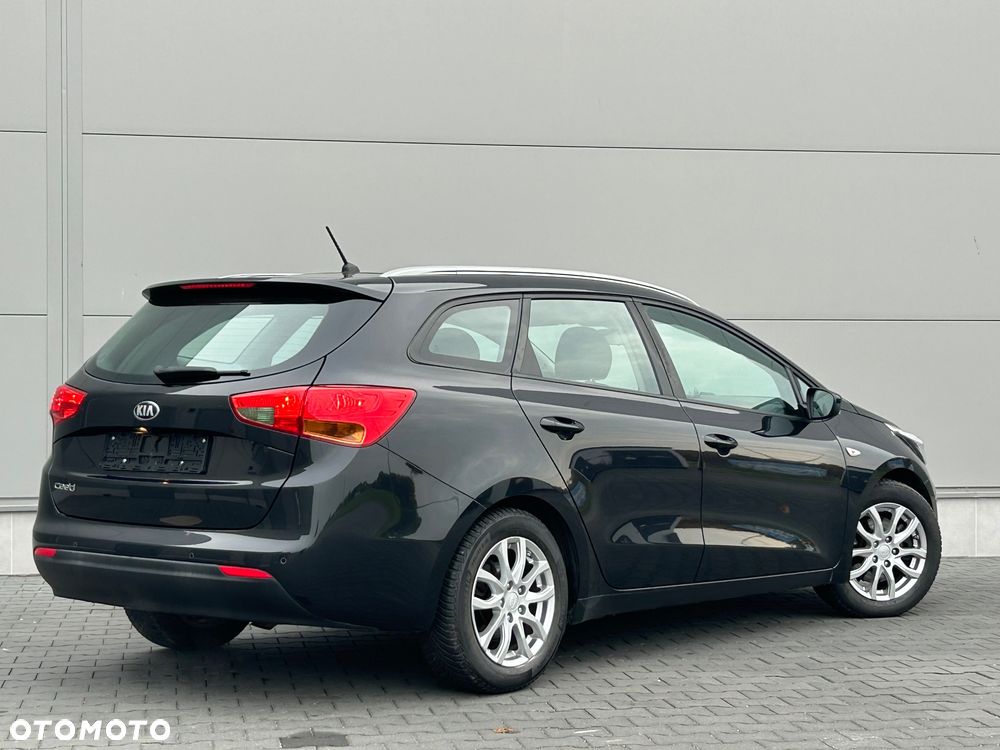 Kia Ceed 1.6 GDI L - 12