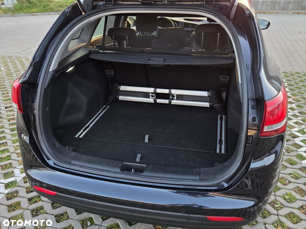Kia Ceed - 9