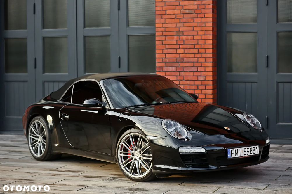 Porsche 911 Carrera S - 1