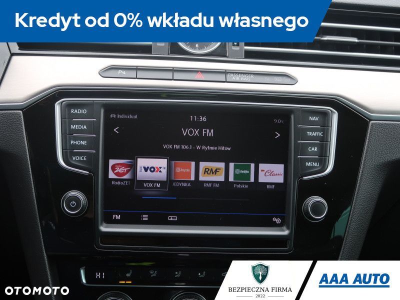 Volkswagen Passat - 13
