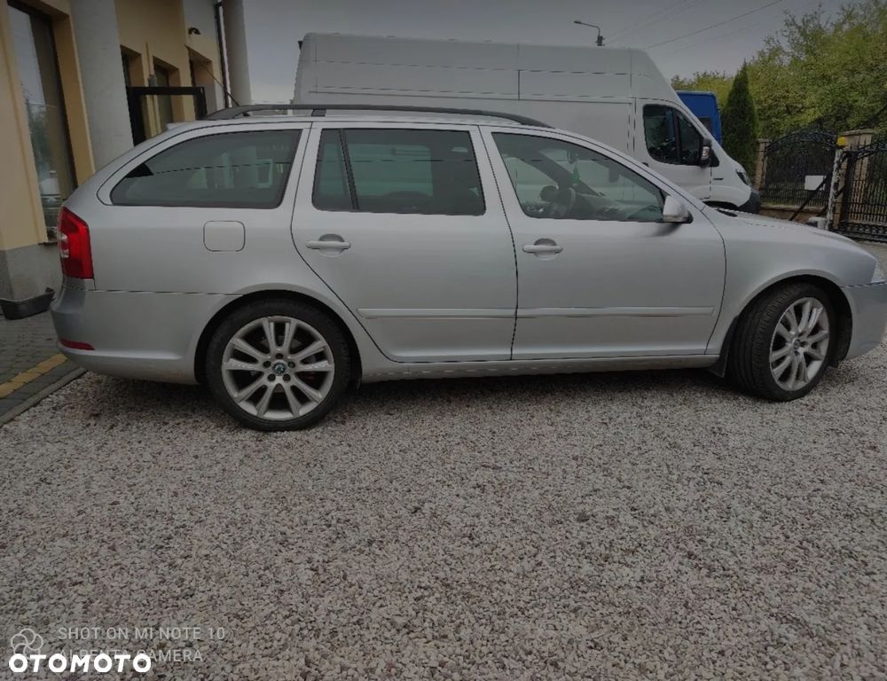 Skoda Octavia 2.0 TDI RS - 2