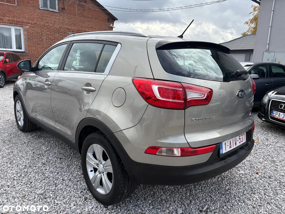 Kia Sportage 1.7 CRDI 2WD Attract - 6