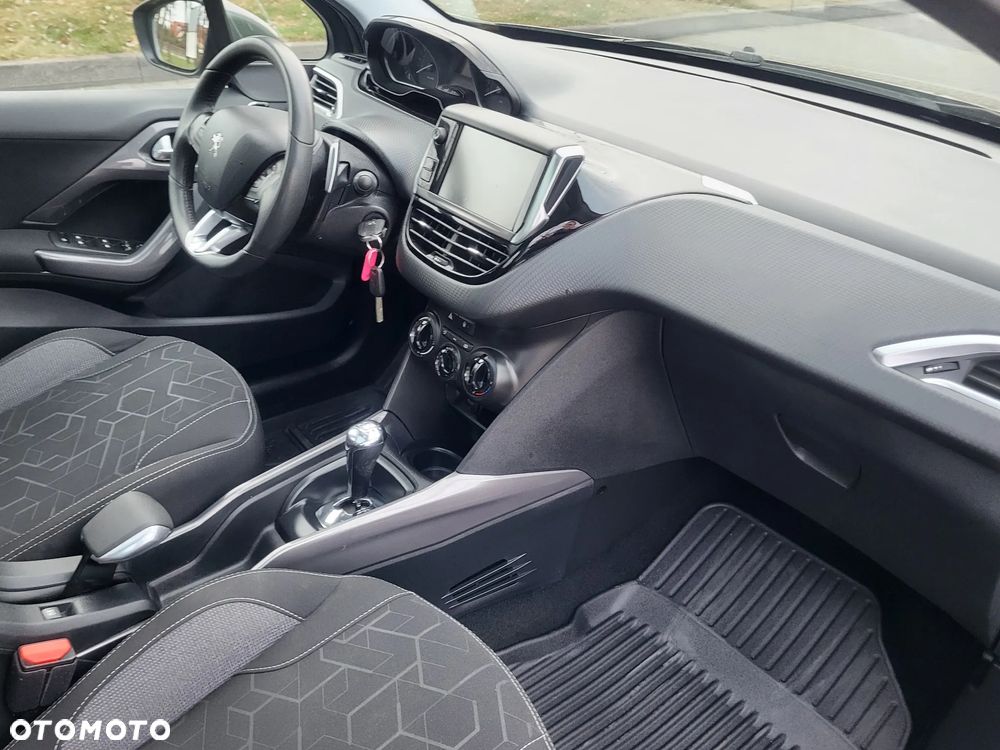 Peugeot 2008 82 e-VTI ETG5 Active - 18