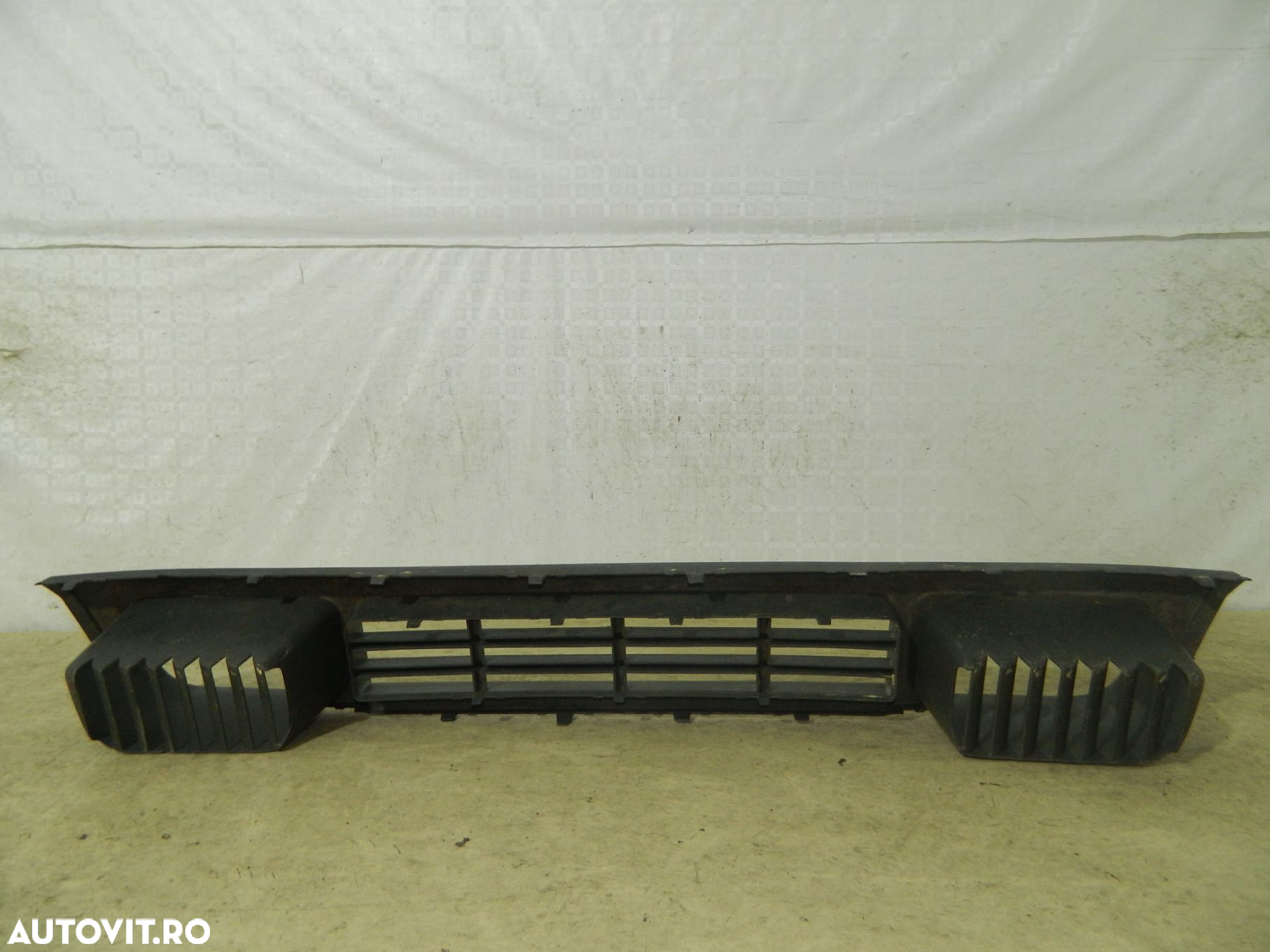 Grila inferioara bara fata, VW Transporter T5, 03-09, 7H0807719 - 6