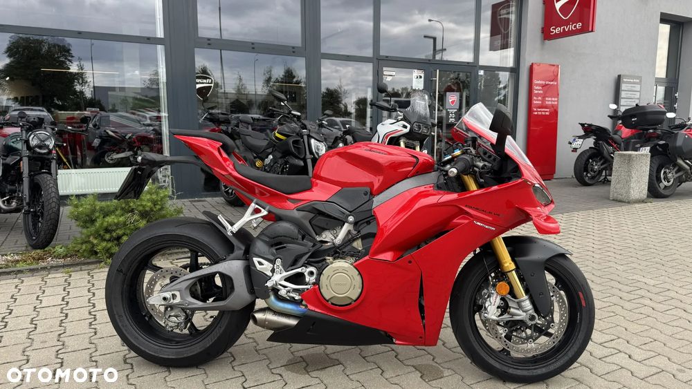 Ducati Panigale V4S - 2