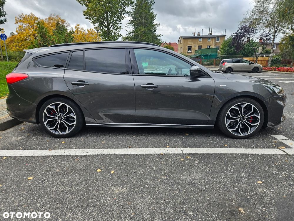 Ford Focus Turnier 1.5 EcoBlue Start-Stopp-System ST-LINE - 5