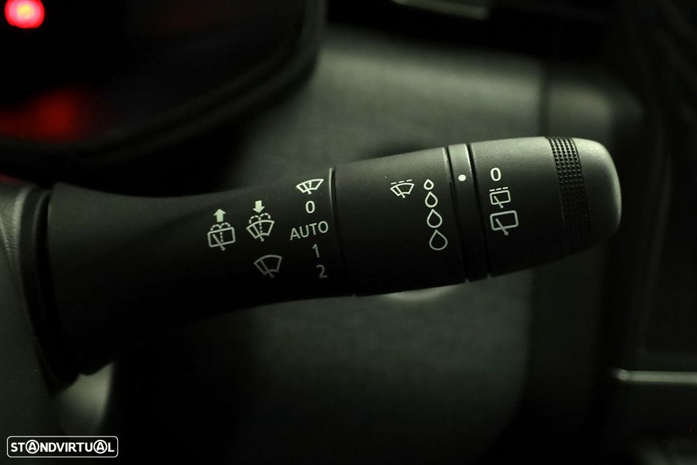 Mitsubishi Colt 1.0 MPI-T Invite - 17