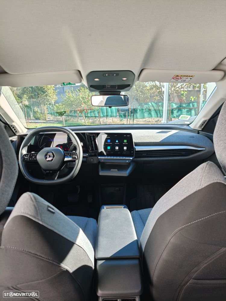 Renault Mégane E-Tech - 18