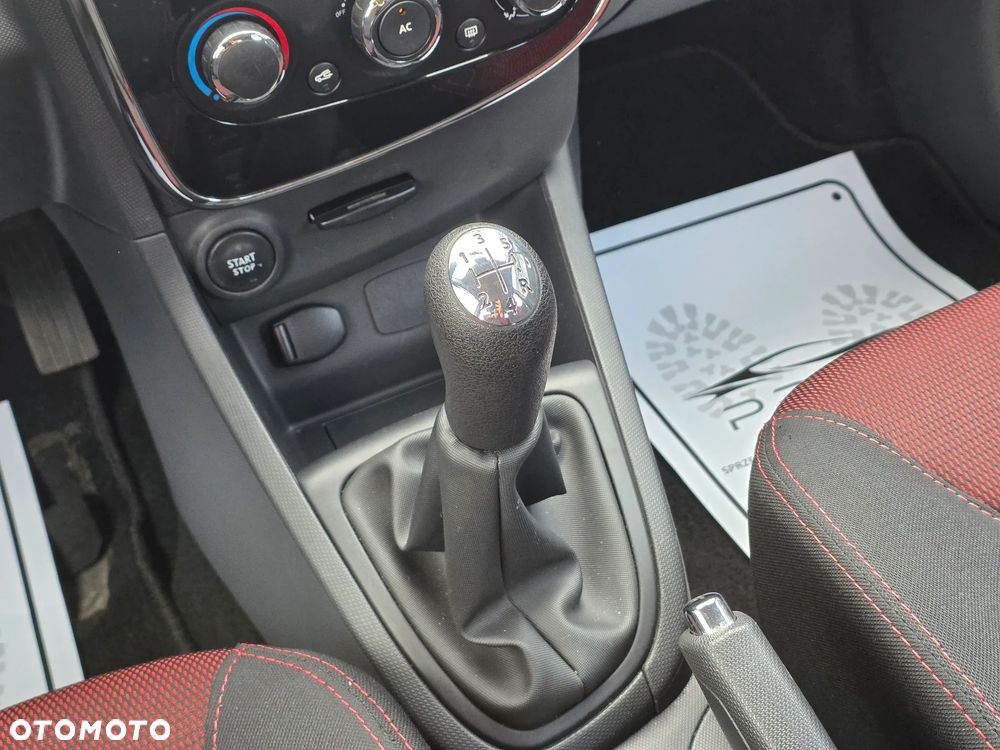Renault Clio 1.2 16V Intens - 21