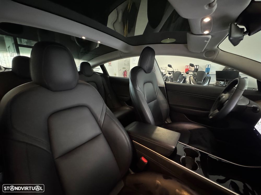 Tesla Model 3 Long-Range Dual Motor AWD - 13