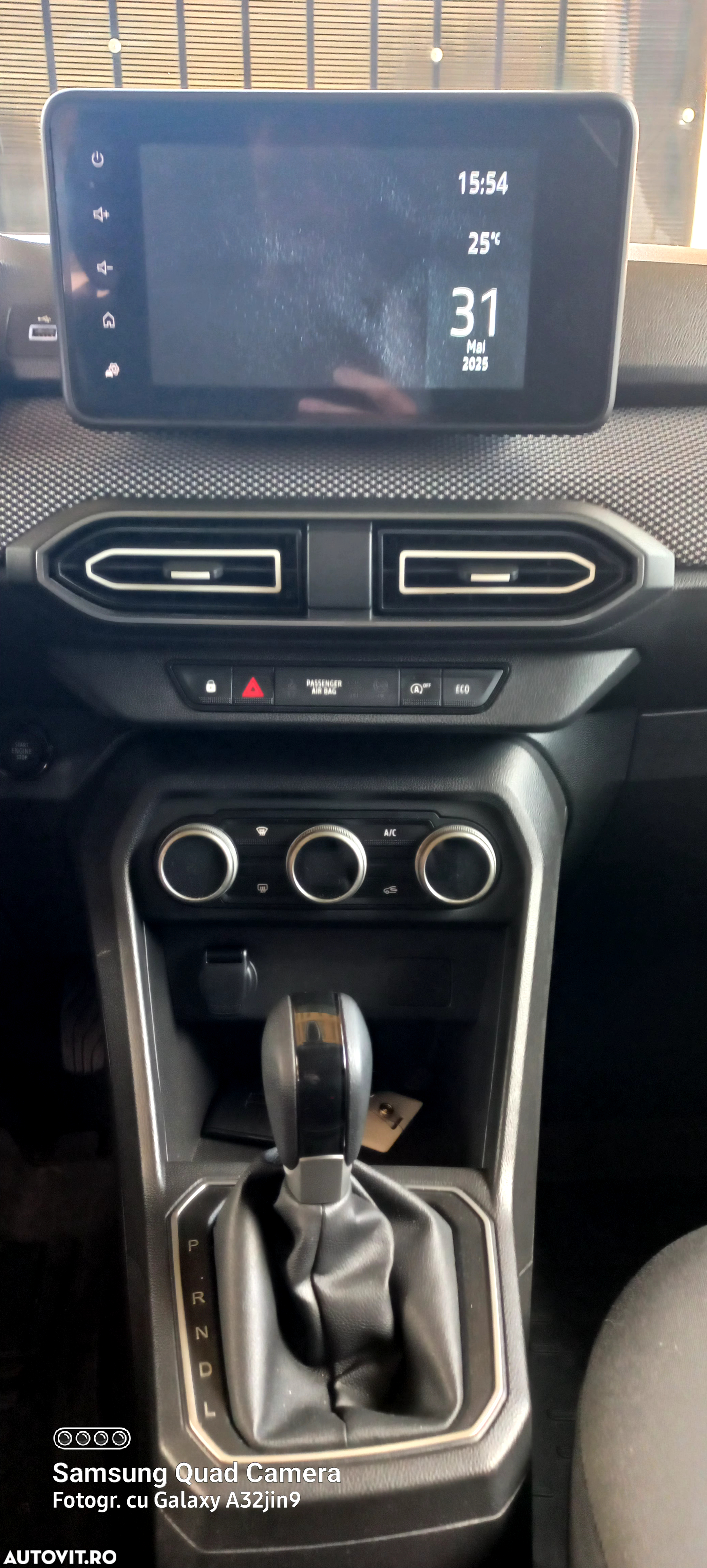 Dacia Logan TCe 90 CVT Prestige - 22