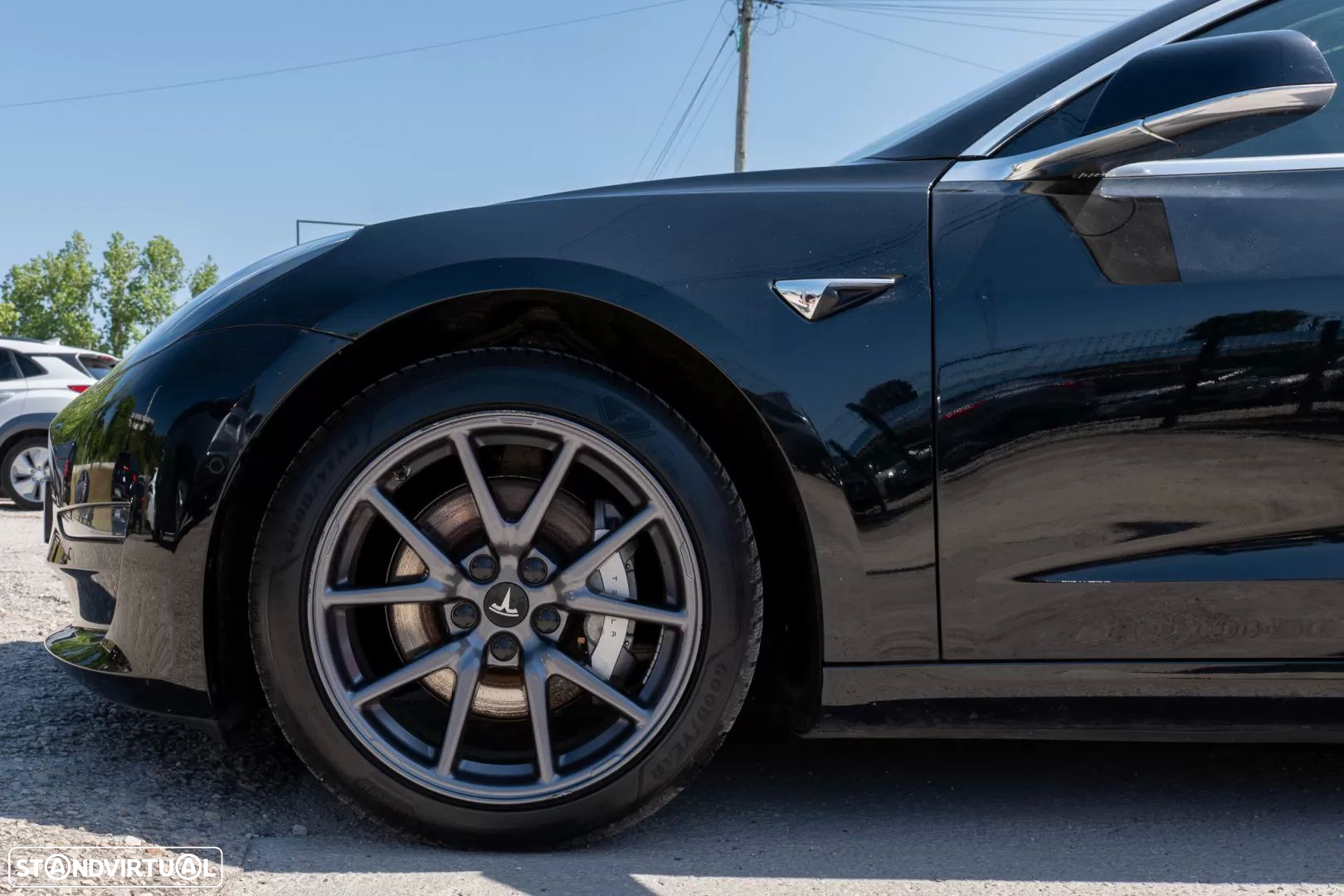 Tesla Model 3 Long-Range Dual Motor AWD - 4