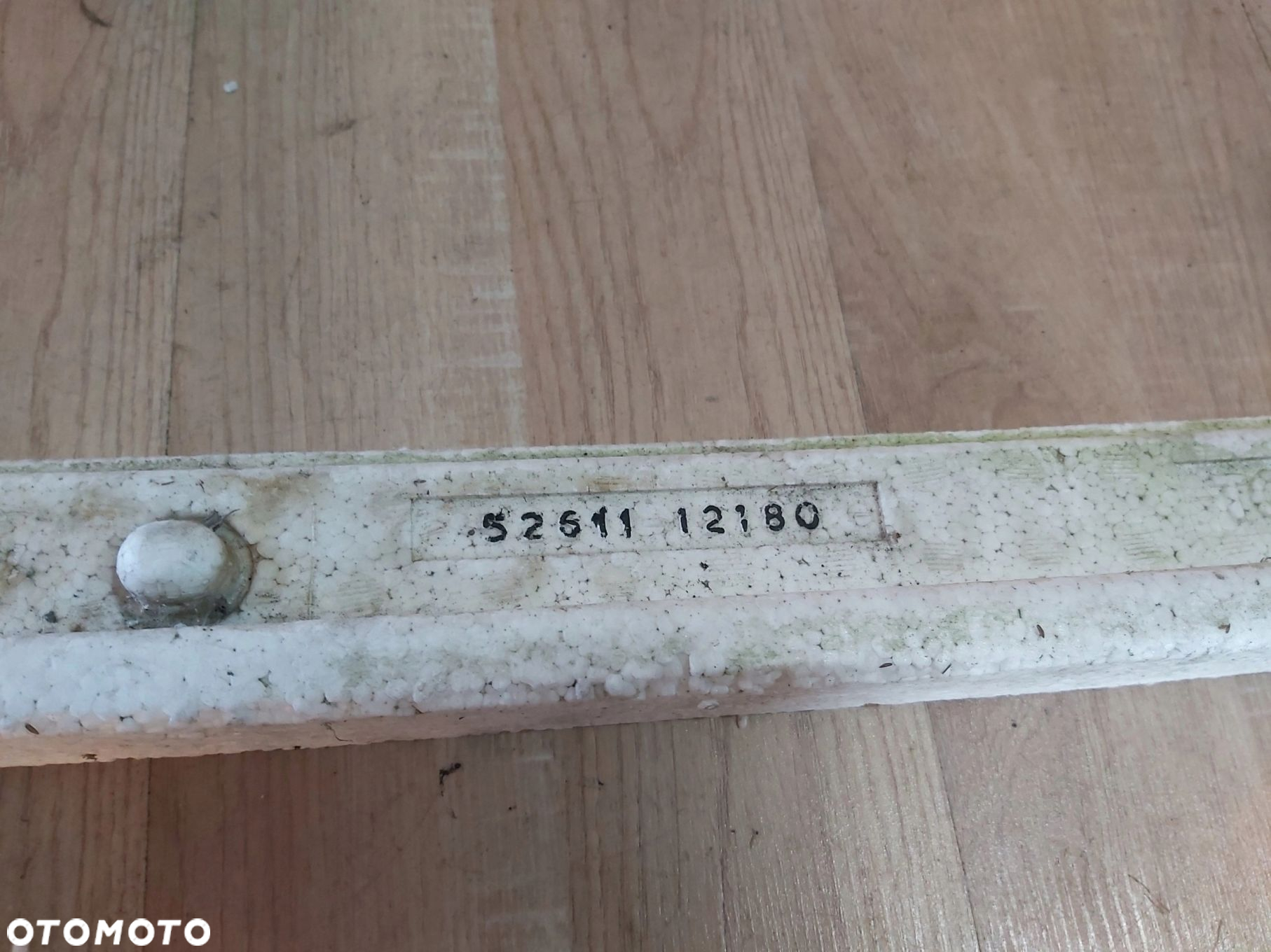 Toyota Auris I absorber zderzaka przód styropian 52611-12180 - 6