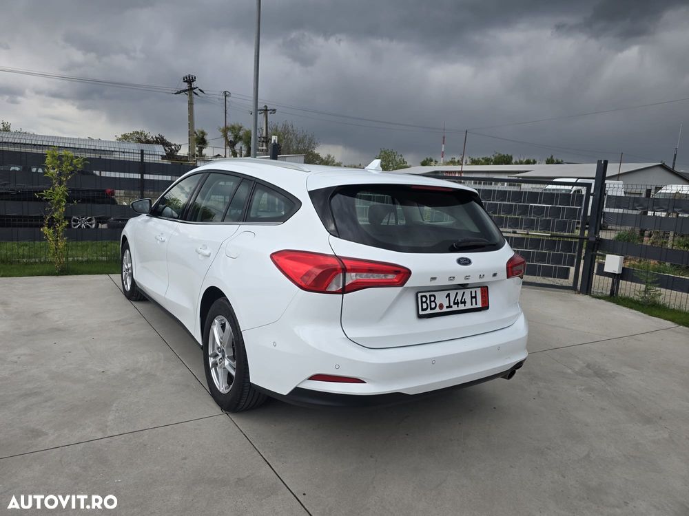 Ford Focus - 7