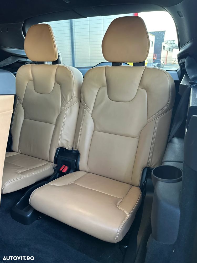 Volvo XC 90 T8 AWD Recharge Geartronic Inscription Edition - 18