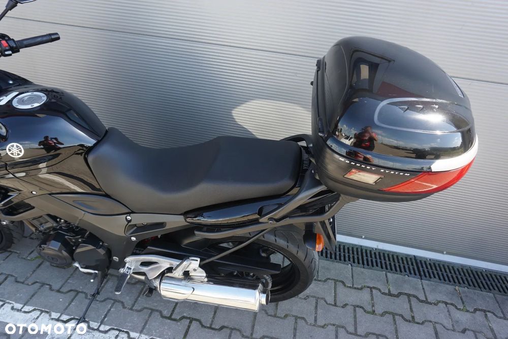 Yamaha TDM - 8
