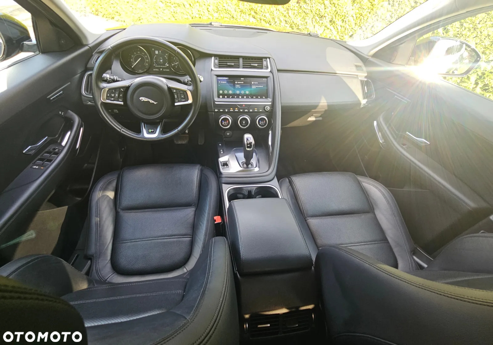 Jaguar E-Pace P250 AWD - 12