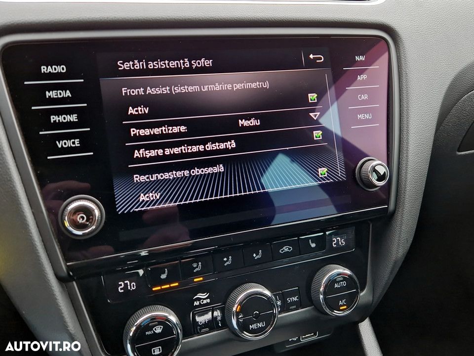 Skoda Octavia 2.0 TDI DSG Ambition - 23