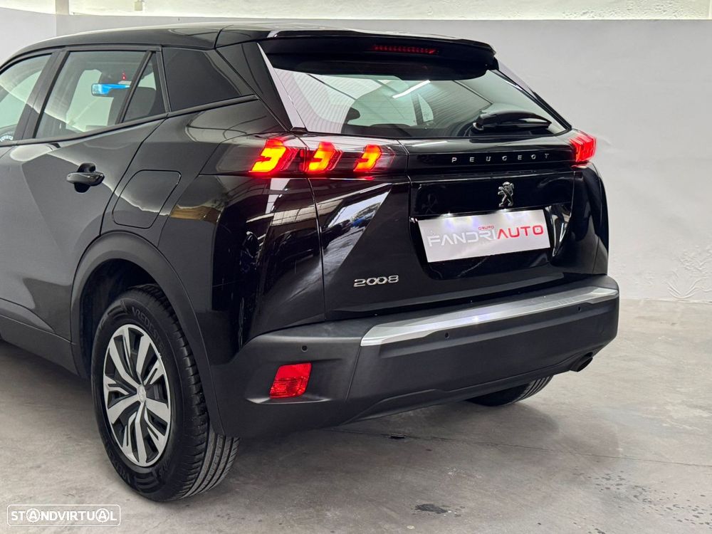 Peugeot 2008 1.2 PureTech Active Pack - 12