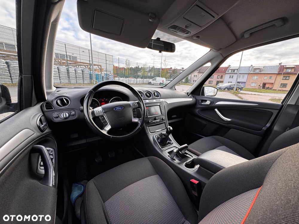 Ford Galaxy 2.0 Business Edition - 9