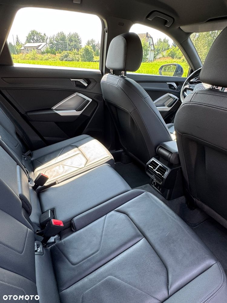 Audi Q3 35 TDI S tronic - 36
