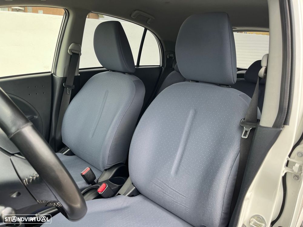 Peugeot iOn Active - 14