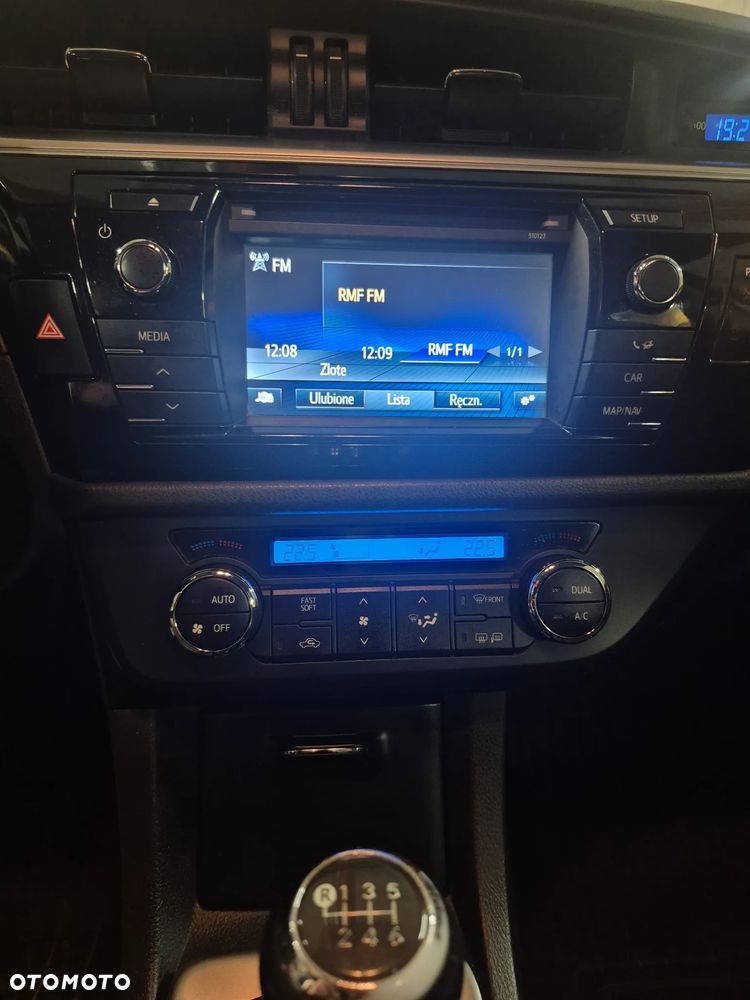 Toyota Corolla - 35