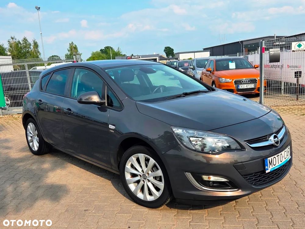 Opel Astra 1.4 Turbo Style - 4