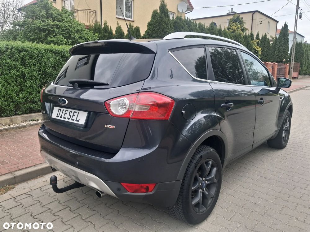 Ford Kuga 2.0 TDCi 2x4 Titanium - 10